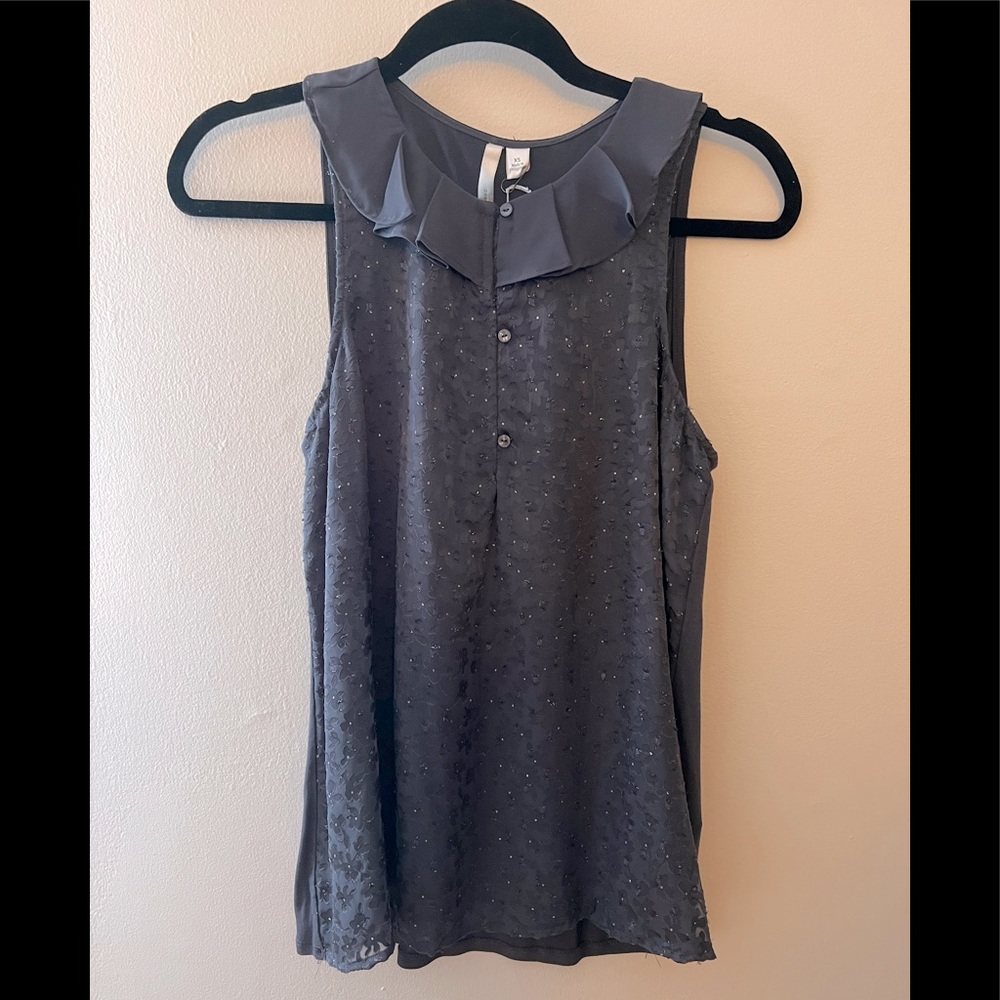 LC Lauren Conrad ruffle neck shirt size xs